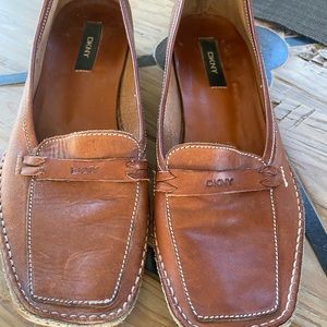 DKNY Vintage loafer Size 8
